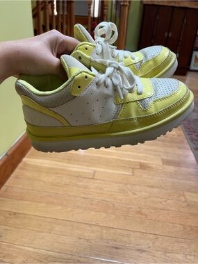 UGG sneakers women’s 7